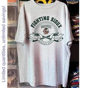 North Dakota Fighting Sioux Hockey Club Unisex Tshirt